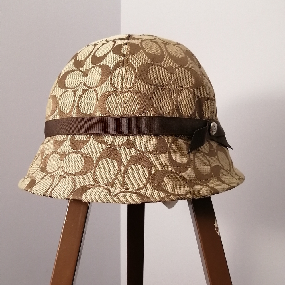 Coach Bucket Hat Signature Pattern in Khaki NWT